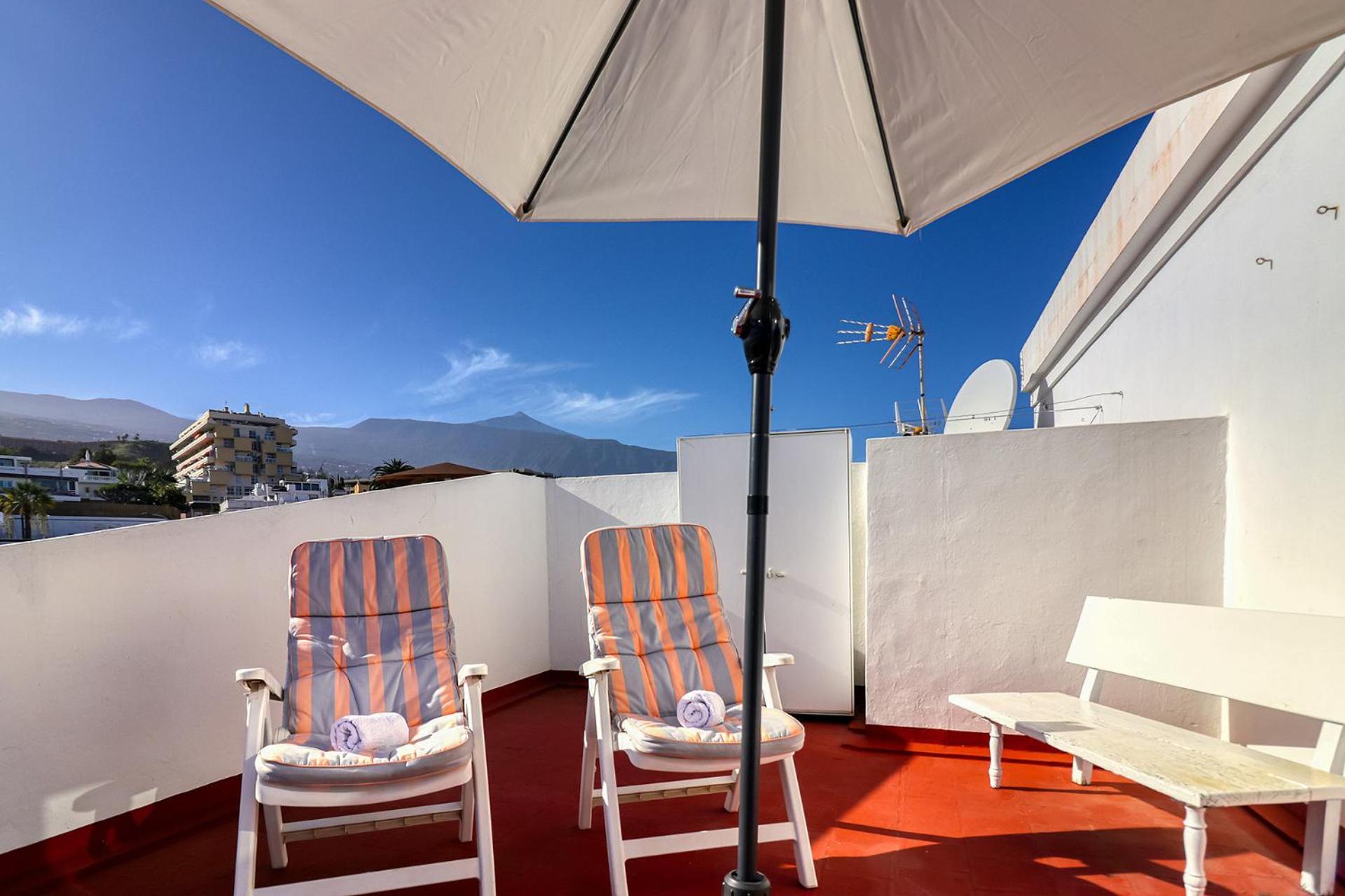 Spacious Penthouse With King-Size Bed, Huge Terrace, Ocean & Teide View Пуерто де ла Крус Екстериор снимка