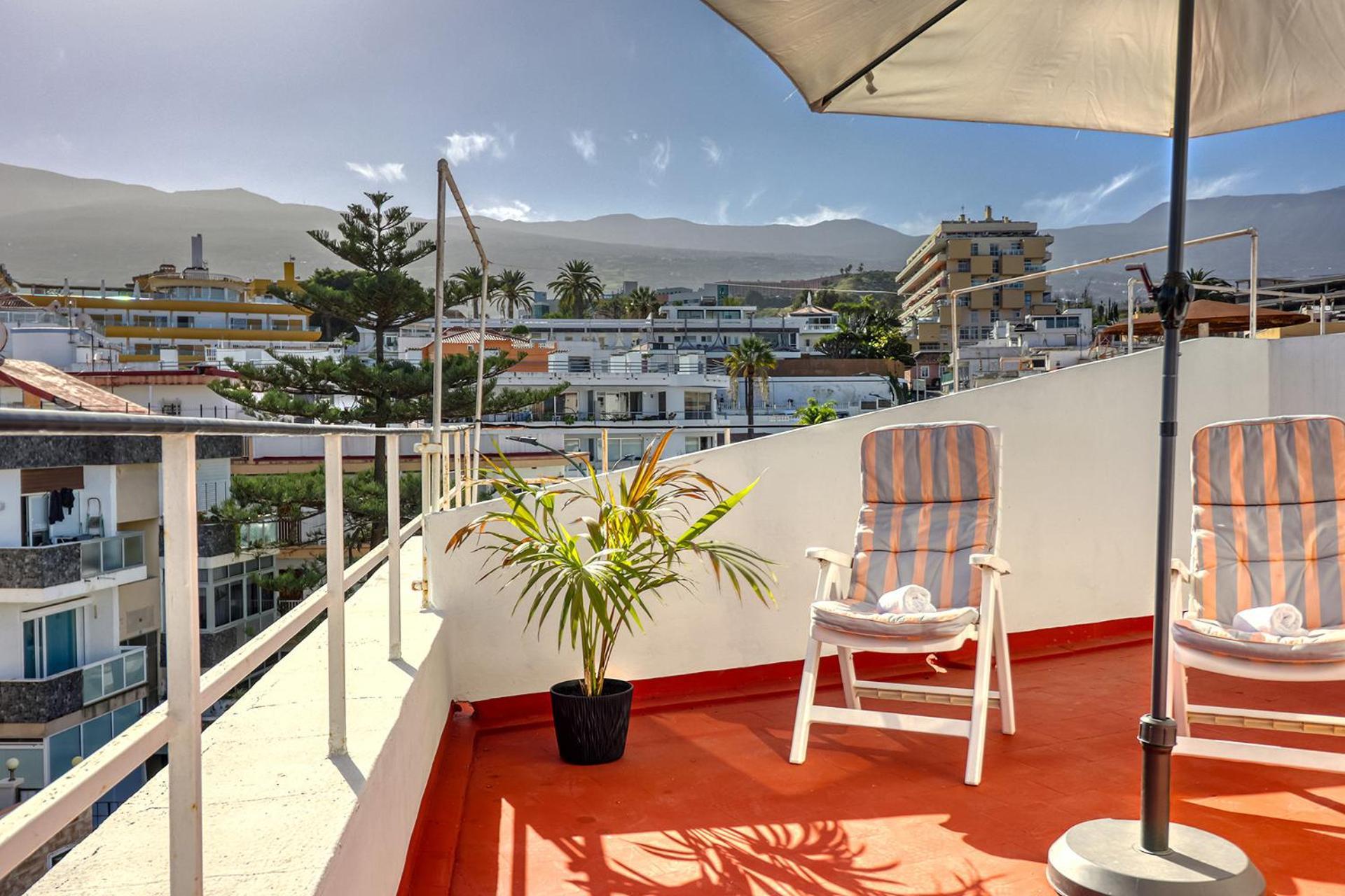 Spacious Penthouse With King-Size Bed, Huge Terrace, Ocean & Teide View Пуерто де ла Крус Екстериор снимка