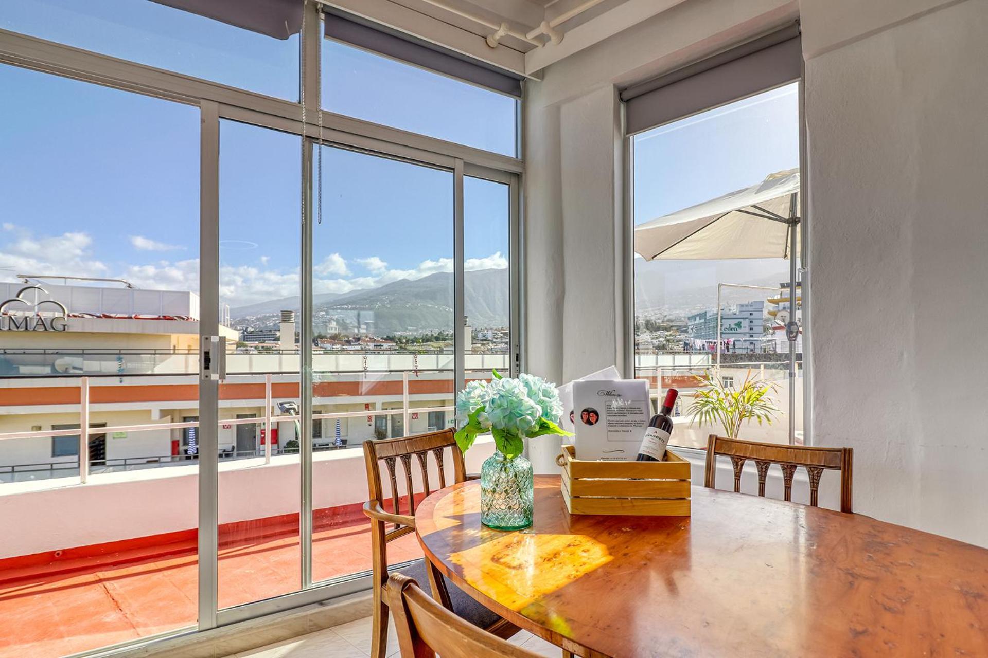 Spacious Penthouse With King-Size Bed, Huge Terrace, Ocean & Teide View Пуерто де ла Крус Екстериор снимка