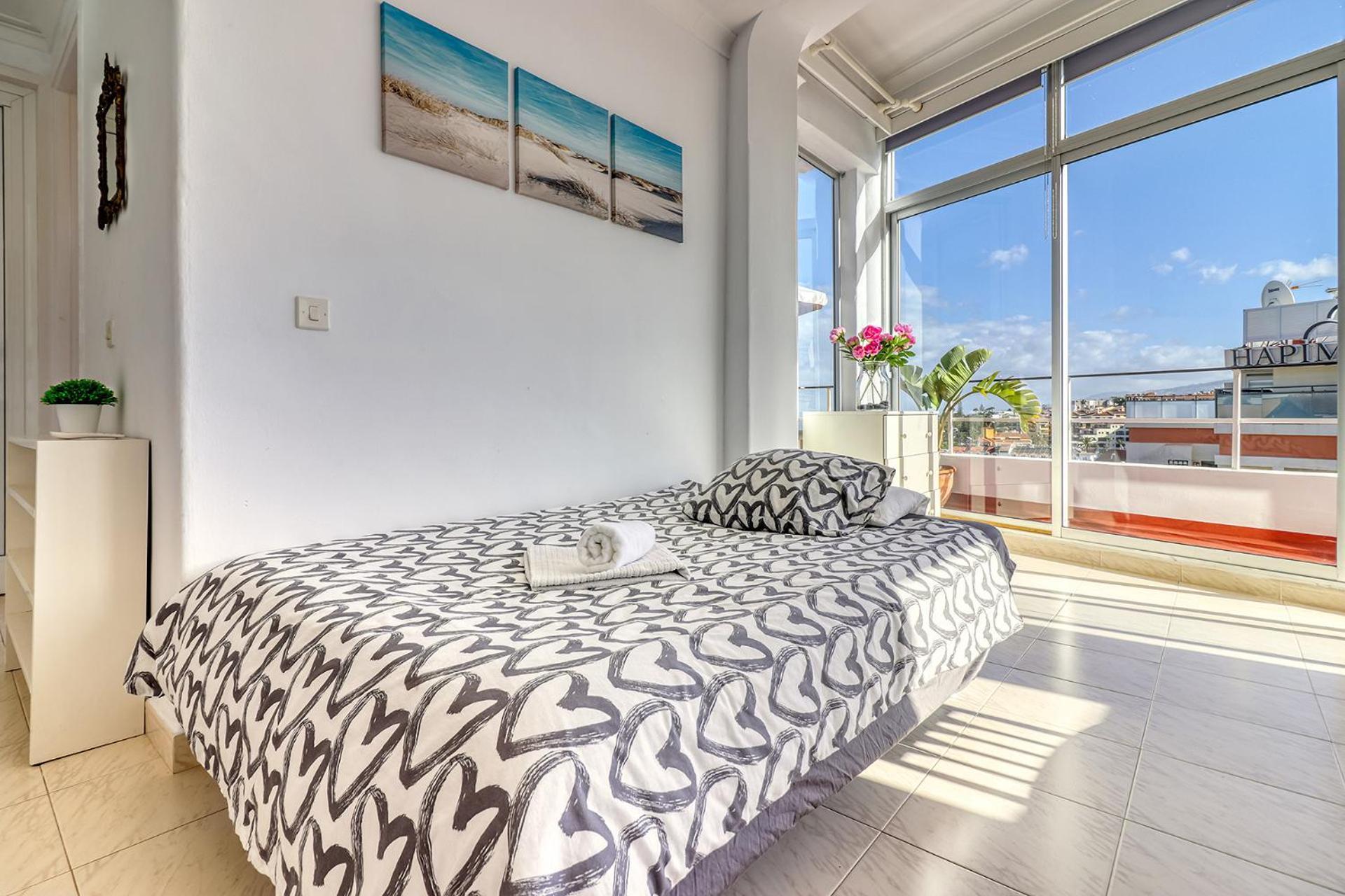 Spacious Penthouse With King-Size Bed, Huge Terrace, Ocean & Teide View Пуерто де ла Крус Екстериор снимка