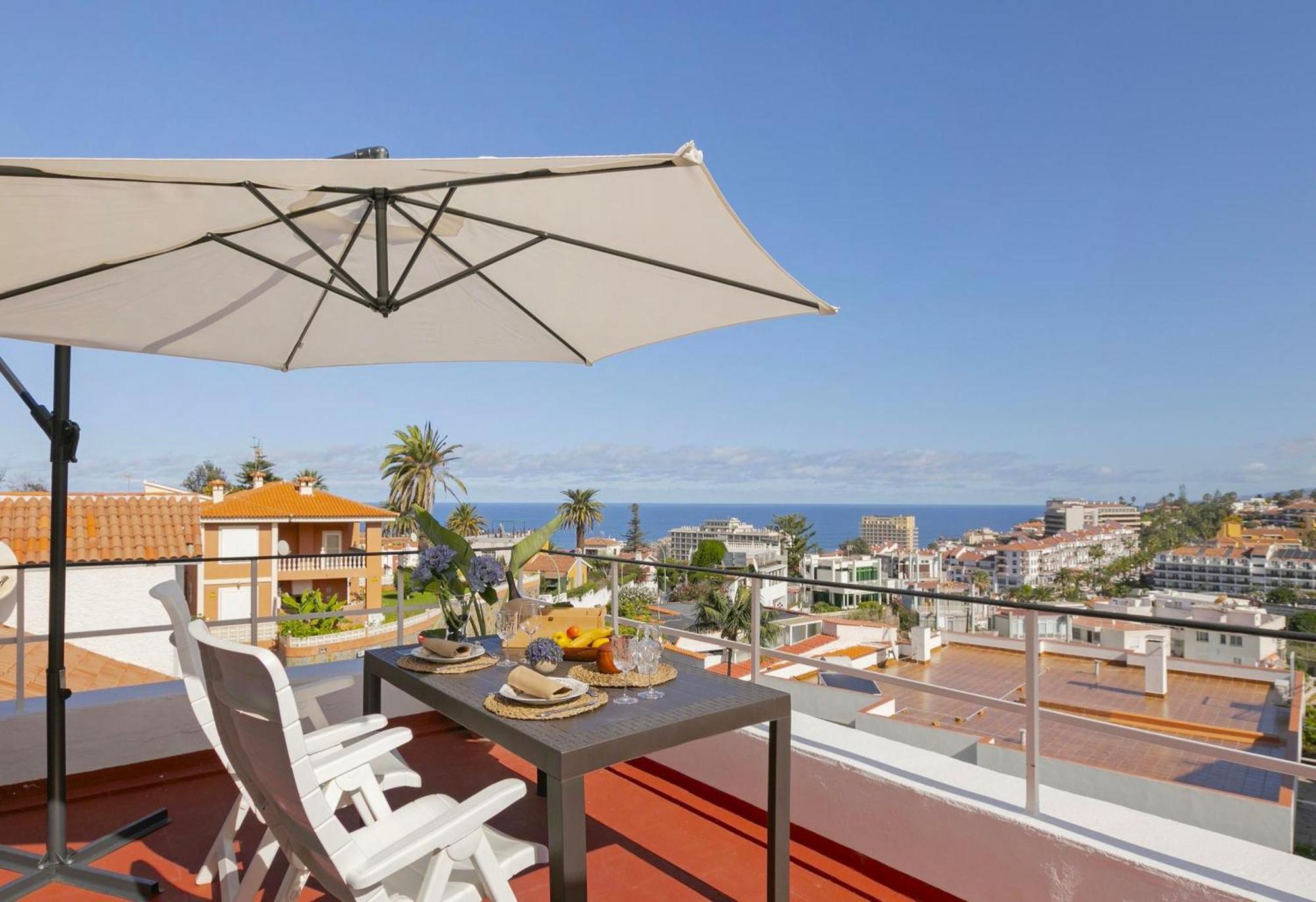 Spacious Penthouse With King-Size Bed, Huge Terrace, Ocean & Teide View Пуерто де ла Крус Екстериор снимка
